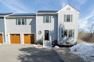 Photo of real estate for sale located at 98-C Marion Road Mattapoisett, MA 02739