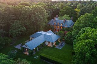 Photo of real estate for sale located at 333 Lee St Brookline, MA 02445