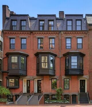 Photo of real estate for sale located at 160 Mount Vernon Street Beacon Hill, MA 02108