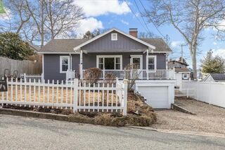 Photo of real estate for sale located at 5 Wellington Rd Wareham, MA 02558