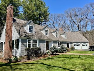 Photo of 86 Dodges Row Wenham, MA 01984
