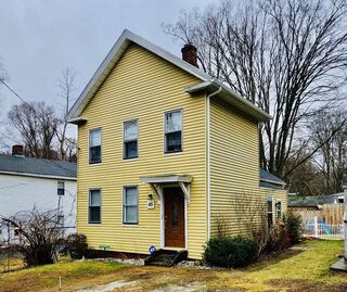 Photo of 45 Maple St. Warren, MA 01083