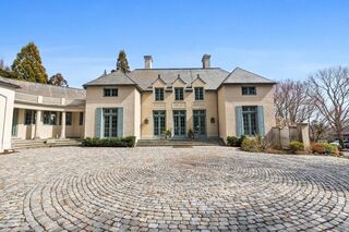 Photo of real estate for sale located at 120 Cabot St Brookline, MA 02467