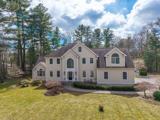 Photo of 18 Thayer Rd Mendon, MA 01756