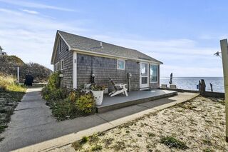 Photo of 174 Shore Rd North Truro, MA 02657