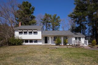 Photo of 216 Queens Brook Rd Pembroke, MA 02359