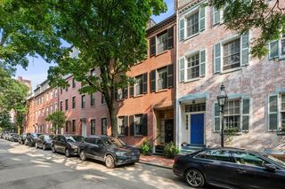 Photo of 17 Melrose St Boston - Bay Village, MA 02116