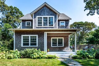 Photo of 27 Chapde Ln Tisbury, MA 02568