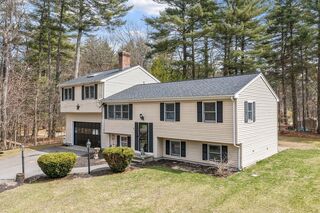 Photo of 65 Horse Pond Rd Shirley, MA 01464