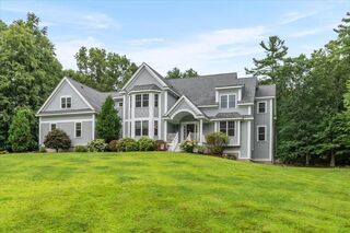Photo of 14 Lundvall Rd Mendon, MA 01756