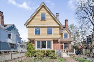Photo of real estate for sale located at 35 Waverly St Brookline, MA 02445