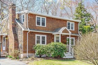 Photo of 8 Knight Road Manchester, MA 01944