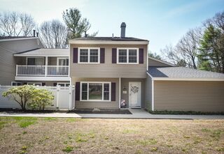 Photo of 627 Edgebrook Dr Boylston, MA 01505