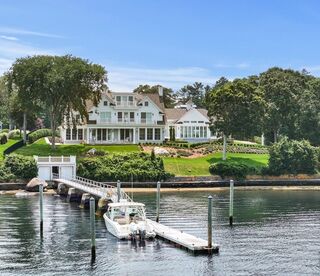 Photo of real estate for sale located at 46 Winship Ave Wareham, MA 02571
