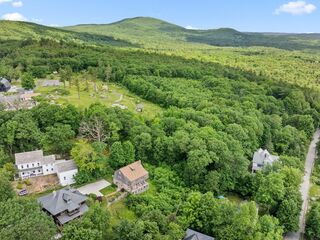Photo of 20 Mountain Road Princeton, MA 01541