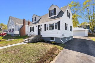 Photo of 363 Central St Saugus, MA 01906