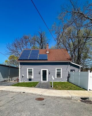Photo of 55 Boynton St Clinton, MA 01510