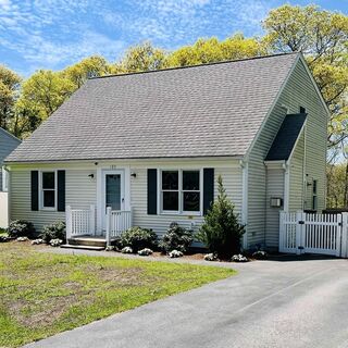 Photo of real estate for sale located at 105 Edgewater Drive W Falmouth, MA 02536