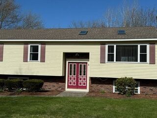 Photo of 172 Center Bridge Rd Lancaster, MA 01523