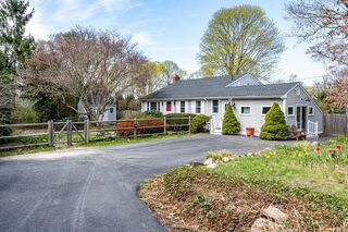 Photo of 8 Elizabeth Rd Pocasset, MA 02559