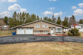 Photo of 171 Gardner Rd Hubbardston, MA 01452