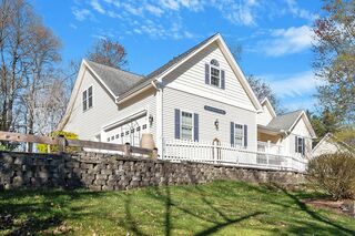 Photo of 5 Richards Way Lunenburg, MA 01462