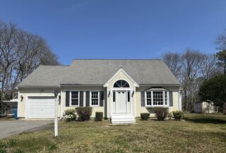 Photo of real estate for sale located at 136 Ashumet Rd Falmouth, MA 02536
