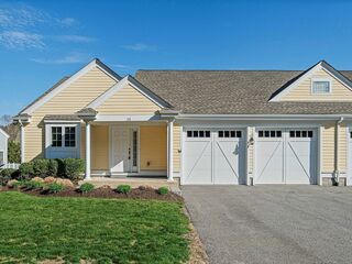 Photo of real estate for sale located at 38 Carriage Lane Duxbury, MA 02332