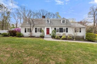 Photo of 2 Yorkshire Rd. Dover, MA 02030