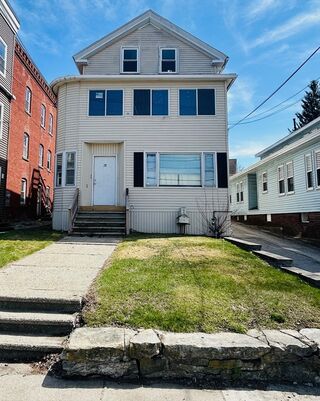 Photo of 28 E Main St Webster, MA 01570