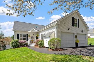 Photo of 36 William Onthank Lane Southborough, MA 01772