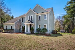Photo of 32 Overlook Rd Wayland, MA 01778