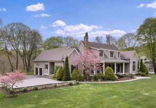 Photo of 21 Bemis St Weston, MA 02493