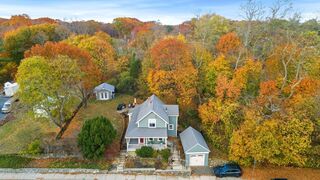 Photo of 373 Elliott St Beverly, MA 01915