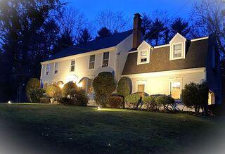 Photo of 4 Oak Dr Upton, MA 01568