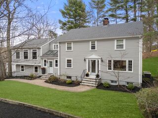 Photo of 4 Forest St Dover, MA 02030