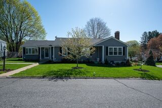 Photo of 63 Gates Rd Shrewsbury, MA 01545