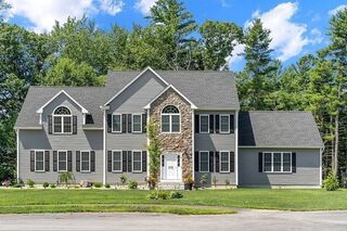 Photo of 8 Whitetail Run Auburn, MA 01501