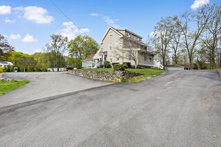 Photo of 36 Thomas Pl Leominster, MA 01453