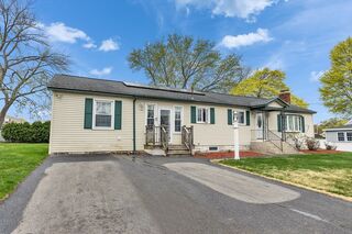 Photo of 238 Emery Ave Lowell, MA 01854