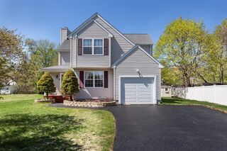 Photo of 74 Palomino Dr Franklin, MA 02038