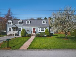 Photo of 13 Sunnyfield Rd Bedford, MA 01730