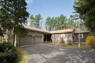 Photo of 19 Indian Pond Rd Kingston, MA 02364