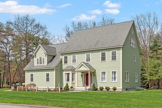 Photo of 29 Woodland Way Stow, MA 01775