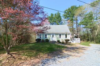 Photo of 21 Silver St Hanson, MA 02341
