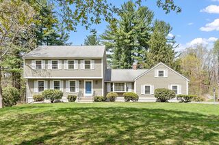 Photo of 19 Buckboard Dr Westford, MA 01886