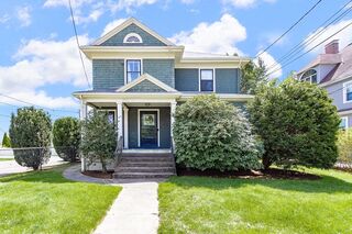 Photo of 484 Watertown St Newtonville, MA 02460