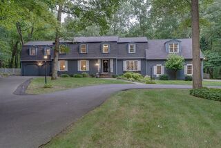 Photo of 14 Harvard Drive Bedford, MA 01730
