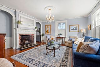 Photo of 177 Merrimac St Newburyport, MA 01950