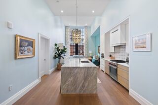 Photo of 45 Temple St Boston - Beacon Hill, MA 02114